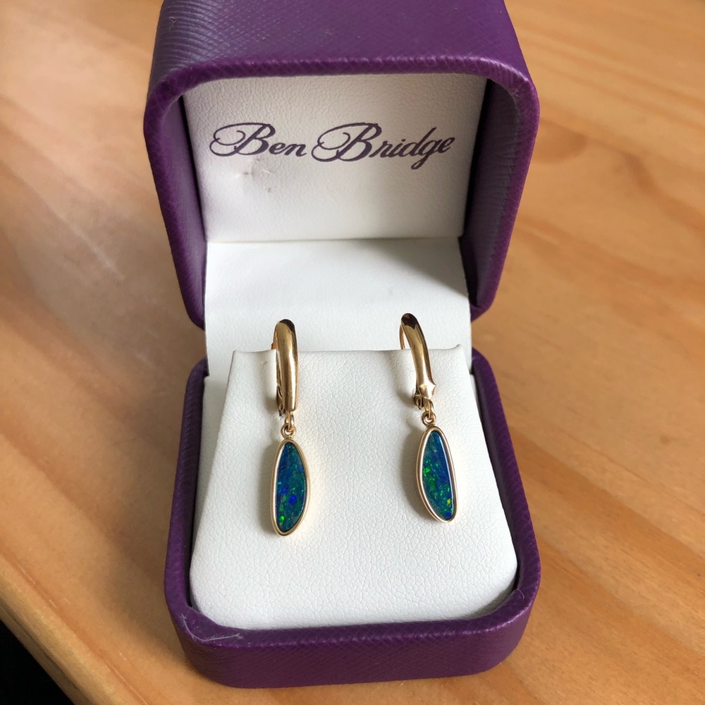 NEVER WORN - Bed Bridge Opal Dangle Earrings